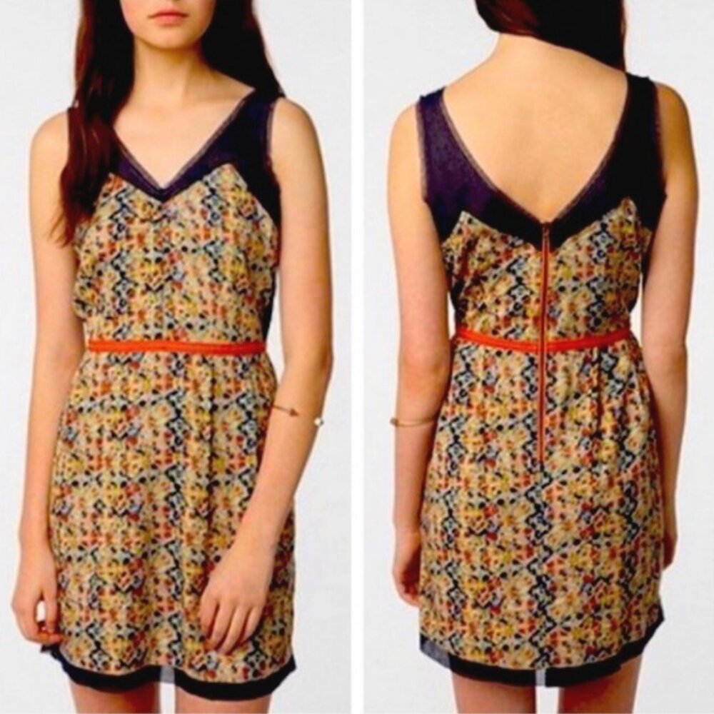 UO STARING AT STARS Sleeveless Dress Sz 2 A-Line Abstract Print Twee Sweet Urban
